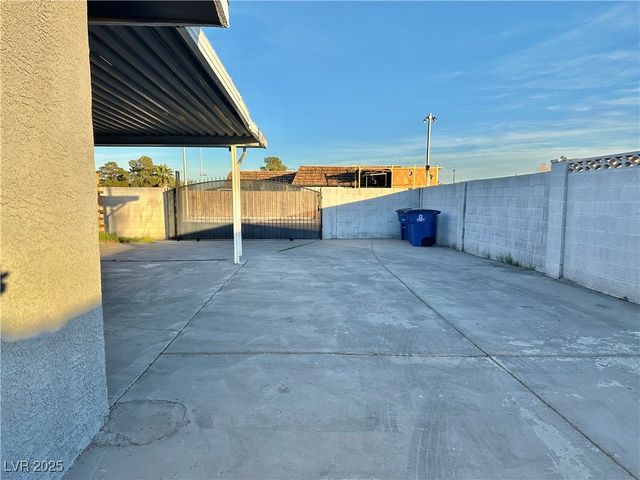 808 South Mallard Street, Las Vegas, NV 89107