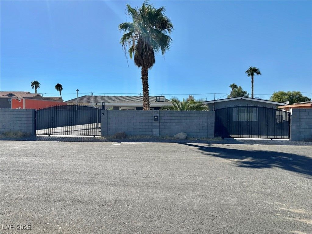 808 South Mallard Street, Las Vegas, NV 89107