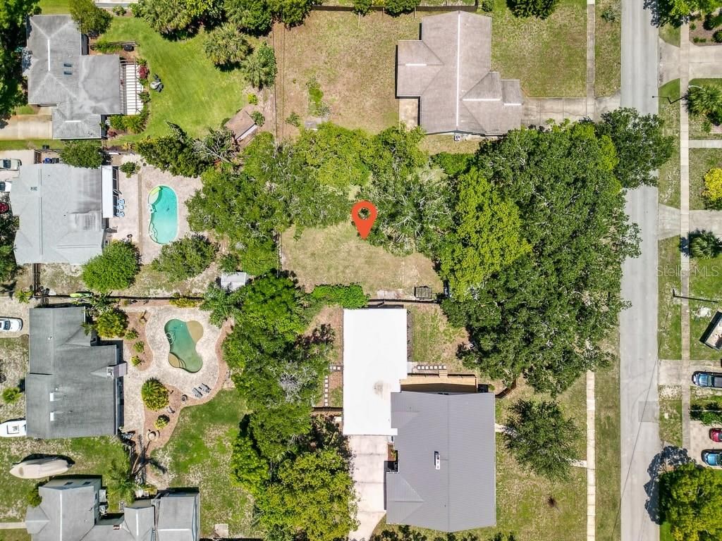 Image 12 of property listing at 1508 LIVE OAK STREET, New Smyrna Beach, FL 32168