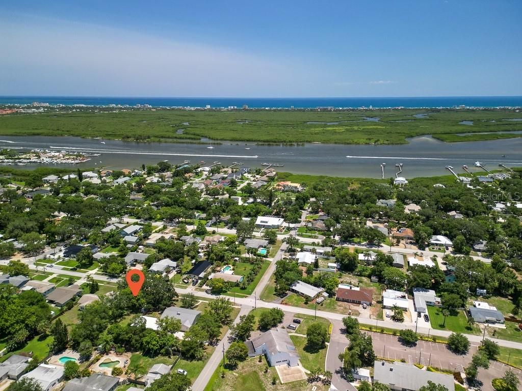 Image 8 of property listing at 1508 LIVE OAK STREET, New Smyrna Beach, FL 32168