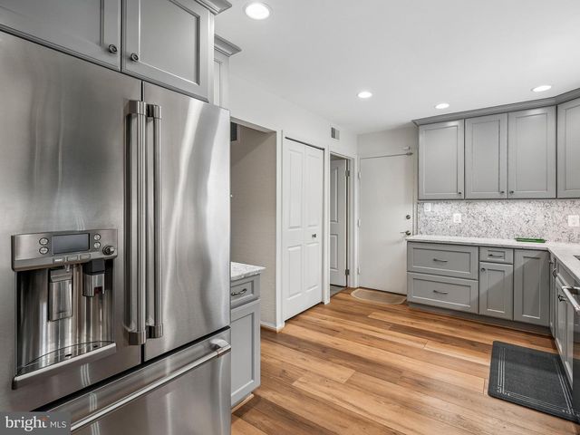 9954 MALLOW ST, Manassas, VA 20110
