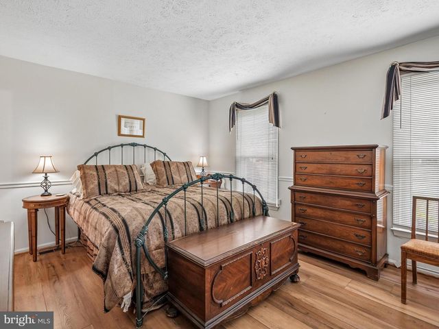 9954 MALLOW ST, Manassas, VA 20110