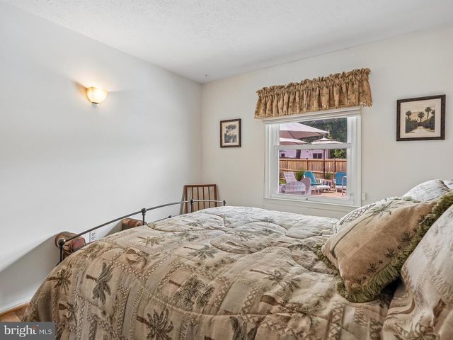 9954 MALLOW ST, Manassas, VA 20110