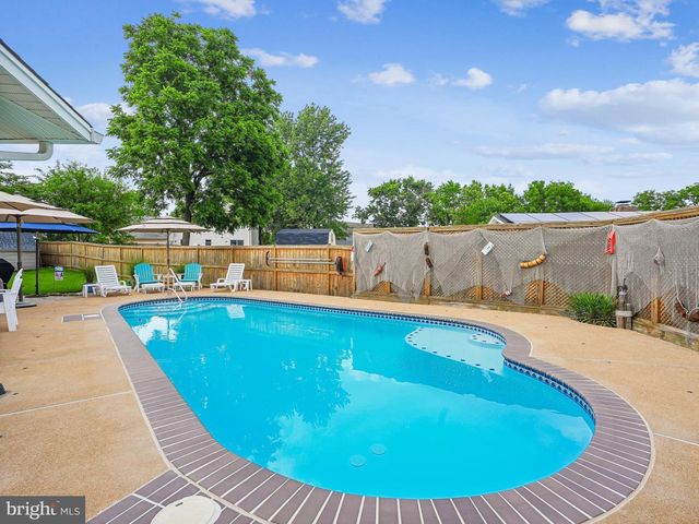 9954 MALLOW ST, Manassas, VA 20110