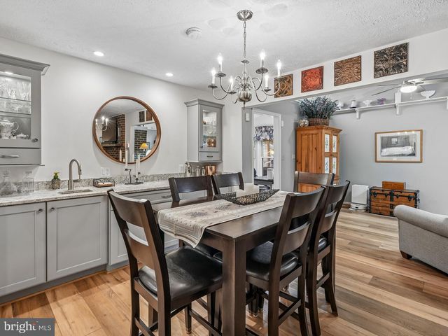 9954 MALLOW ST, Manassas, VA 20110