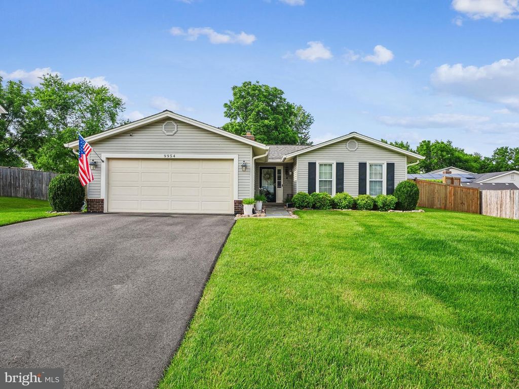 9954 MALLOW ST, Manassas, VA 20110