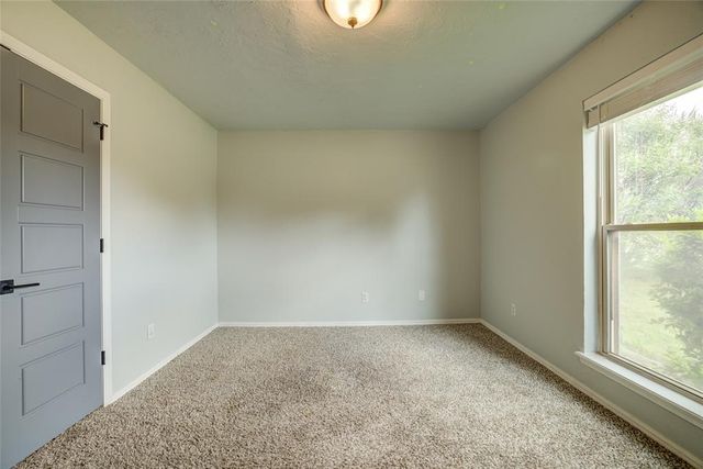 2009 Oakcreek Drive, Norman, OK 73071
