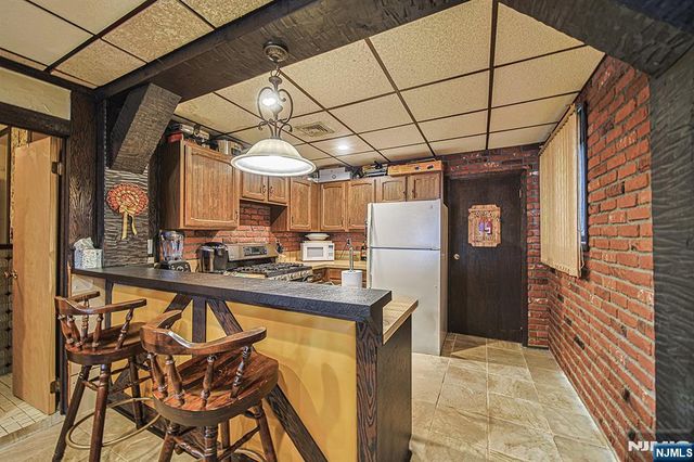 330 E Ruby Avenue, Palisades Park, NJ 07650