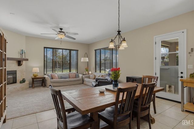 16349 Coastal Court, Bakersfield, CA 93314