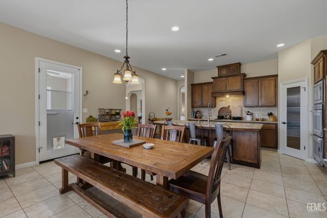 16349 Coastal Court, Bakersfield, CA 93314