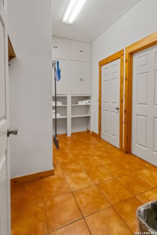 201 Brinkoeter St, Poth, TX 78147