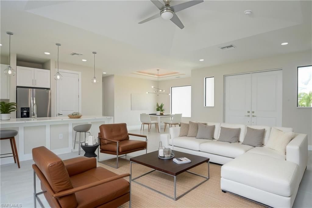 19 NW 14th PL, CAPE CORAL, FL 33993 — photo 2