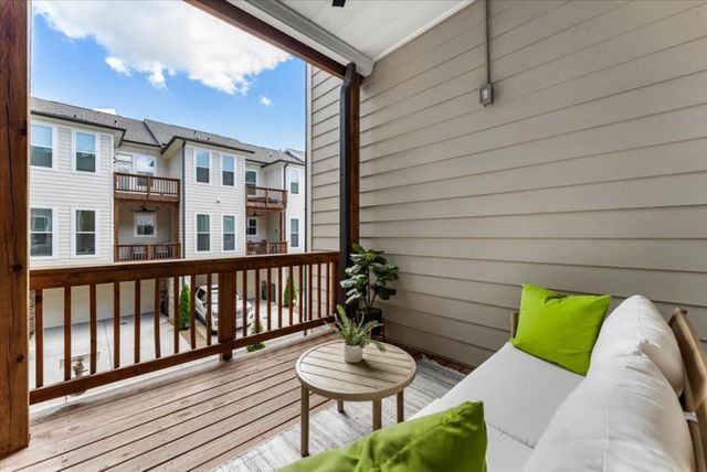 124 Everley Walk, Alpharetta, GA 30009