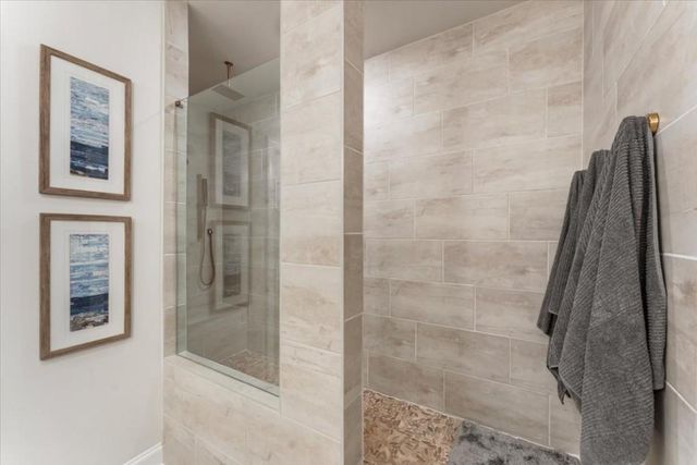 124 Everley Walk, Alpharetta, GA 30009