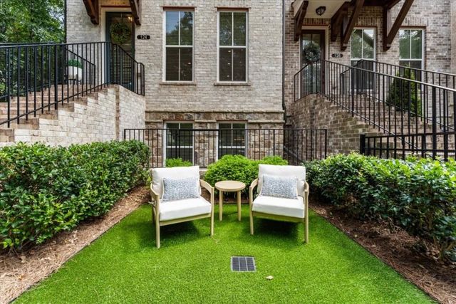 124 Everley Walk, Alpharetta, GA 30009