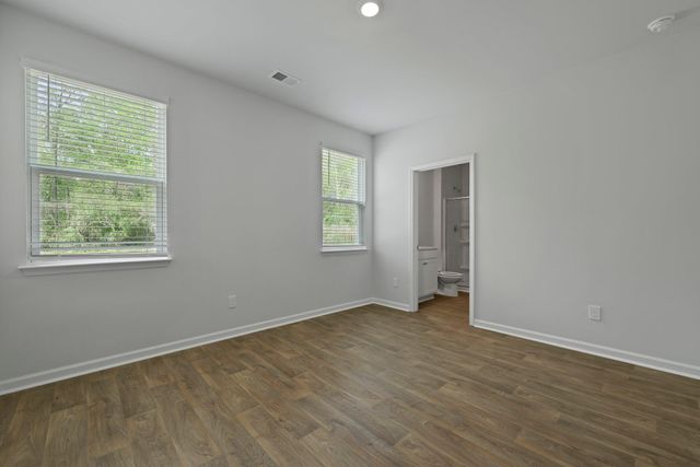 6030 Grangestone Lane, Ravenel, SC 29470