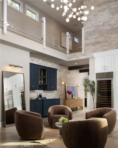 2 Rue Biarritz, Newport Beach, CA 92660