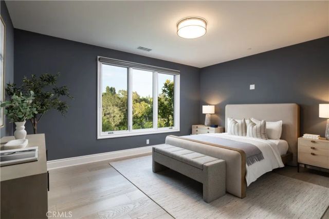 2 Rue Biarritz, Newport Beach, CA 92660