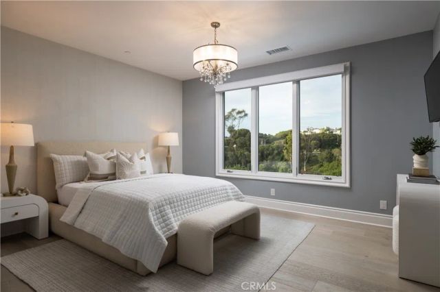 2 Rue Biarritz, Newport Beach, CA 92660