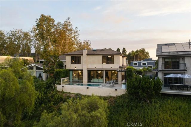 2 Rue Biarritz, Newport Beach, CA 92660