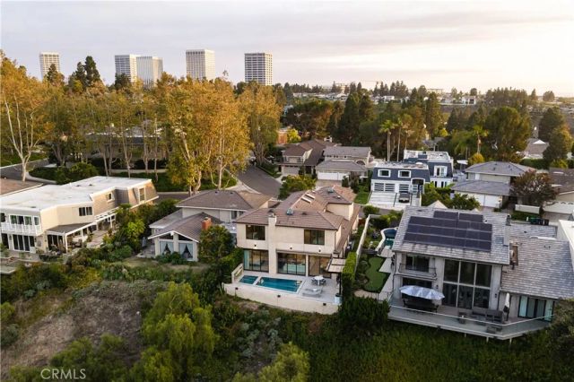 2 Rue Biarritz, Newport Beach, CA 92660