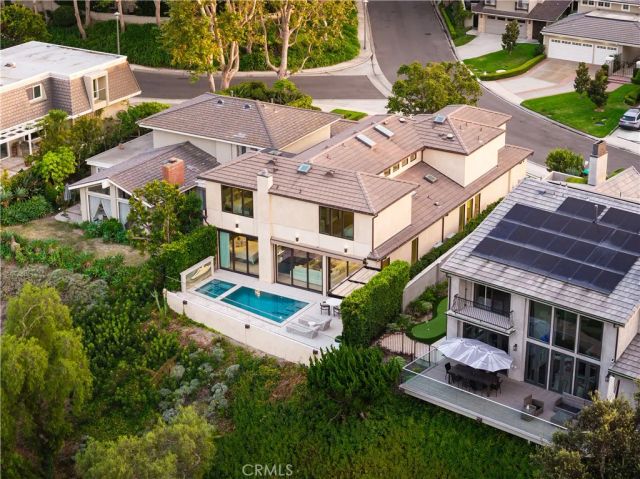2 Rue Biarritz, Newport Beach, CA 92660