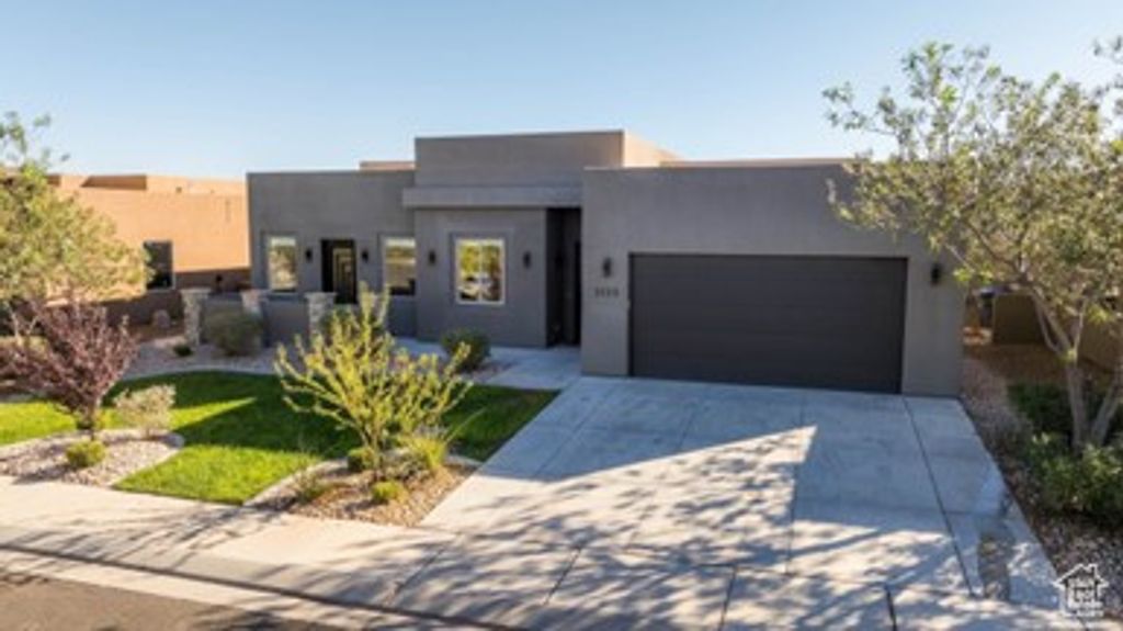 3225 S 4900 W, Hurricane, UT 84737