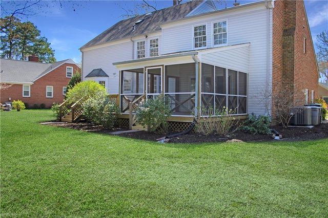 5 Waterford CIR, Hampton, VA 23666