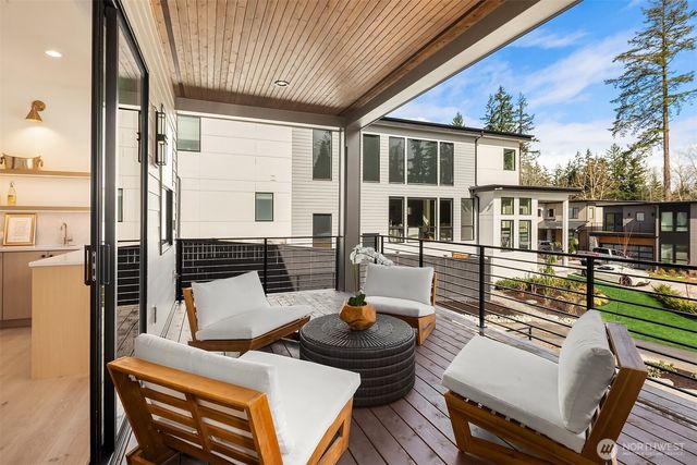 11315 113th Place NE, Kirkland, WA 98033