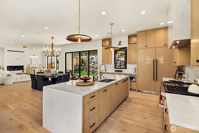 11315 113th Place NE, Kirkland, WA 98033