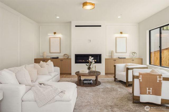 11315 113th Place NE, Kirkland, WA 98033