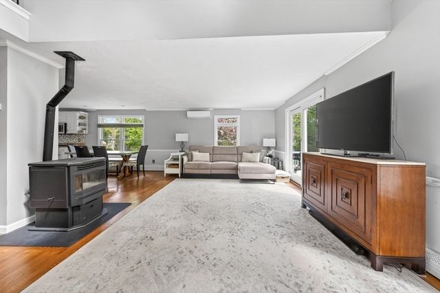 18 Cedarledge Vlg 18, Cohasset, MA 02025