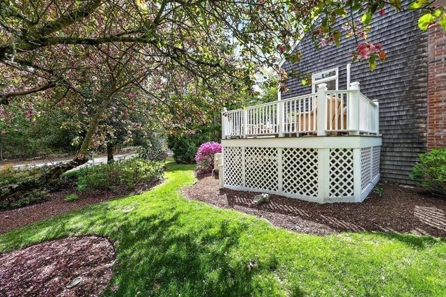 18 Cedarledge Vlg 18, Cohasset, MA 02025