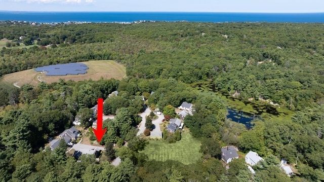 18 Cedarledge Vlg 18, Cohasset, MA 02025