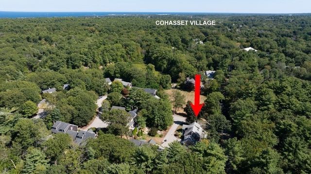 18 Cedarledge Vlg 18, Cohasset, MA 02025
