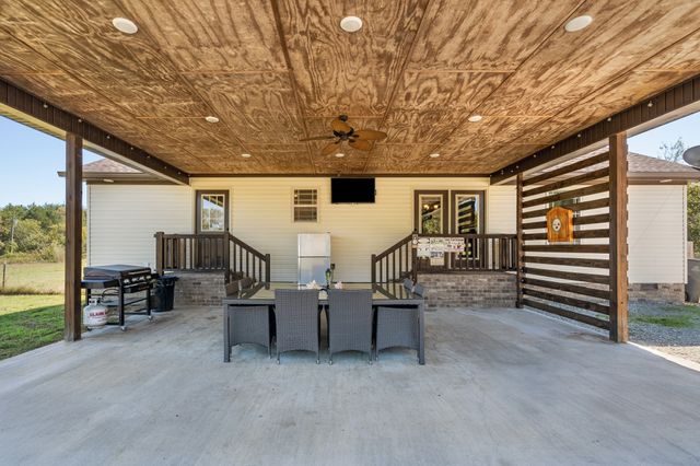 3000 Toll Gate Rd, Petersburg, TN 37144