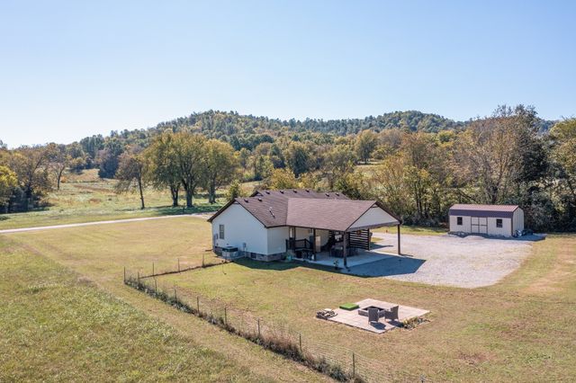 3000 Toll Gate Rd, Petersburg, TN 37144