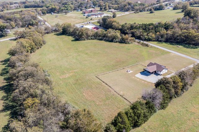 3000 Toll Gate Rd, Petersburg, TN 37144