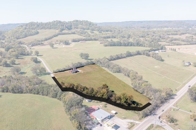 3000 Toll Gate Rd, Petersburg, TN 37144