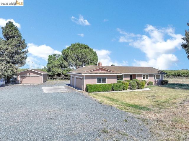 121 Markey Ln, Brentwood, CA 94513