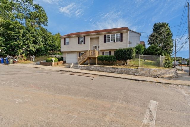 175 Slade St, Fall River, MA 02724