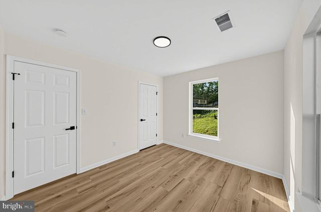 207 ELIZABETH AVE, Baltimore, MD 21225