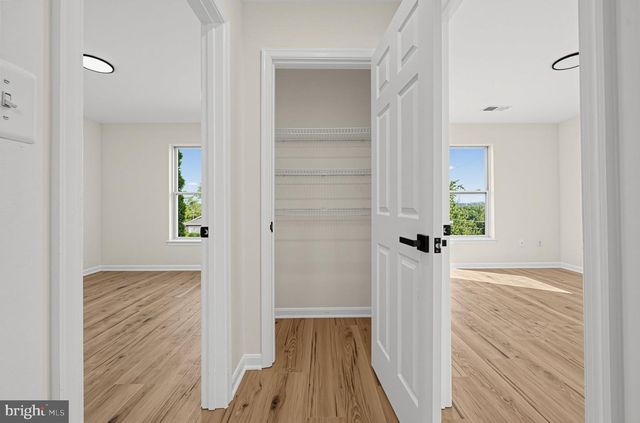 207 ELIZABETH AVE, Baltimore, MD 21225