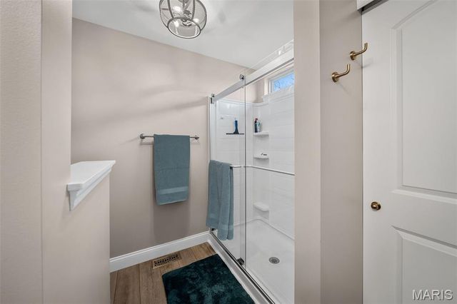 697 Luxembourg Gardens Court, Wentzville, MO 63385