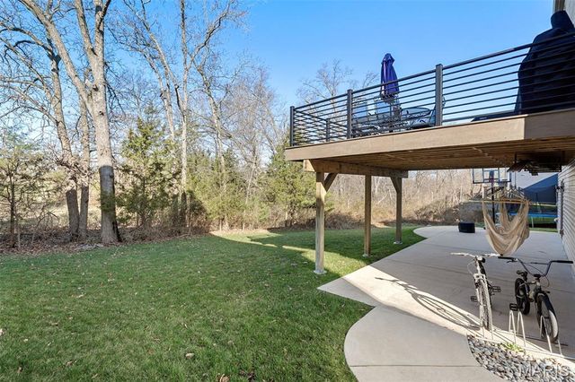 697 Luxembourg Gardens Court, Wentzville, MO 63385