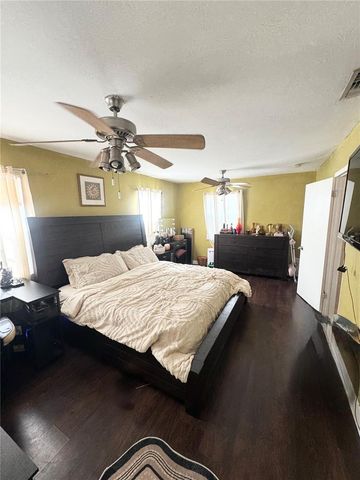 831 NAPLES DRIVE, Orlando, FL 32804