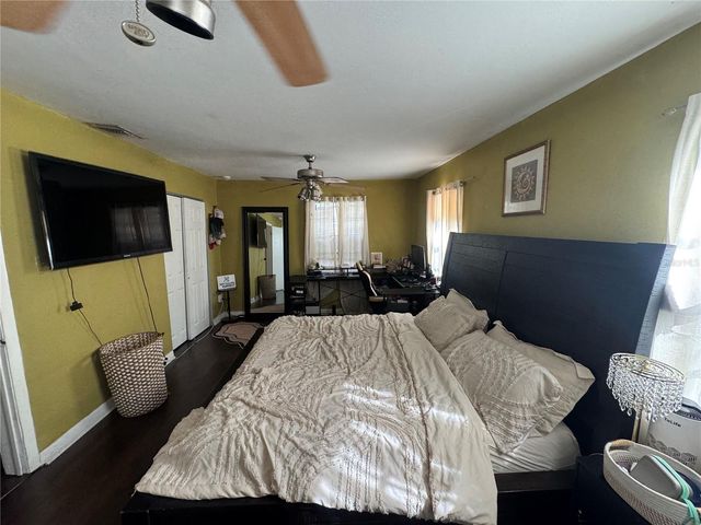 831 NAPLES DRIVE, Orlando, FL 32804