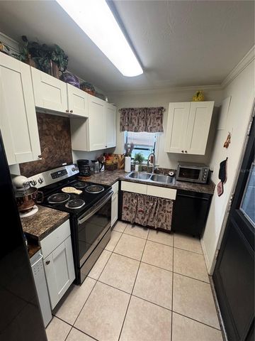 831 NAPLES DRIVE, Orlando, FL 32804