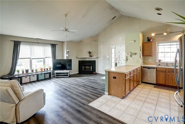 4915 Lurgan Pl, Henrico, VA 23228