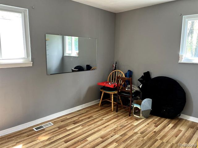 28817 Groveland Street, Madison Heights, MI 48071